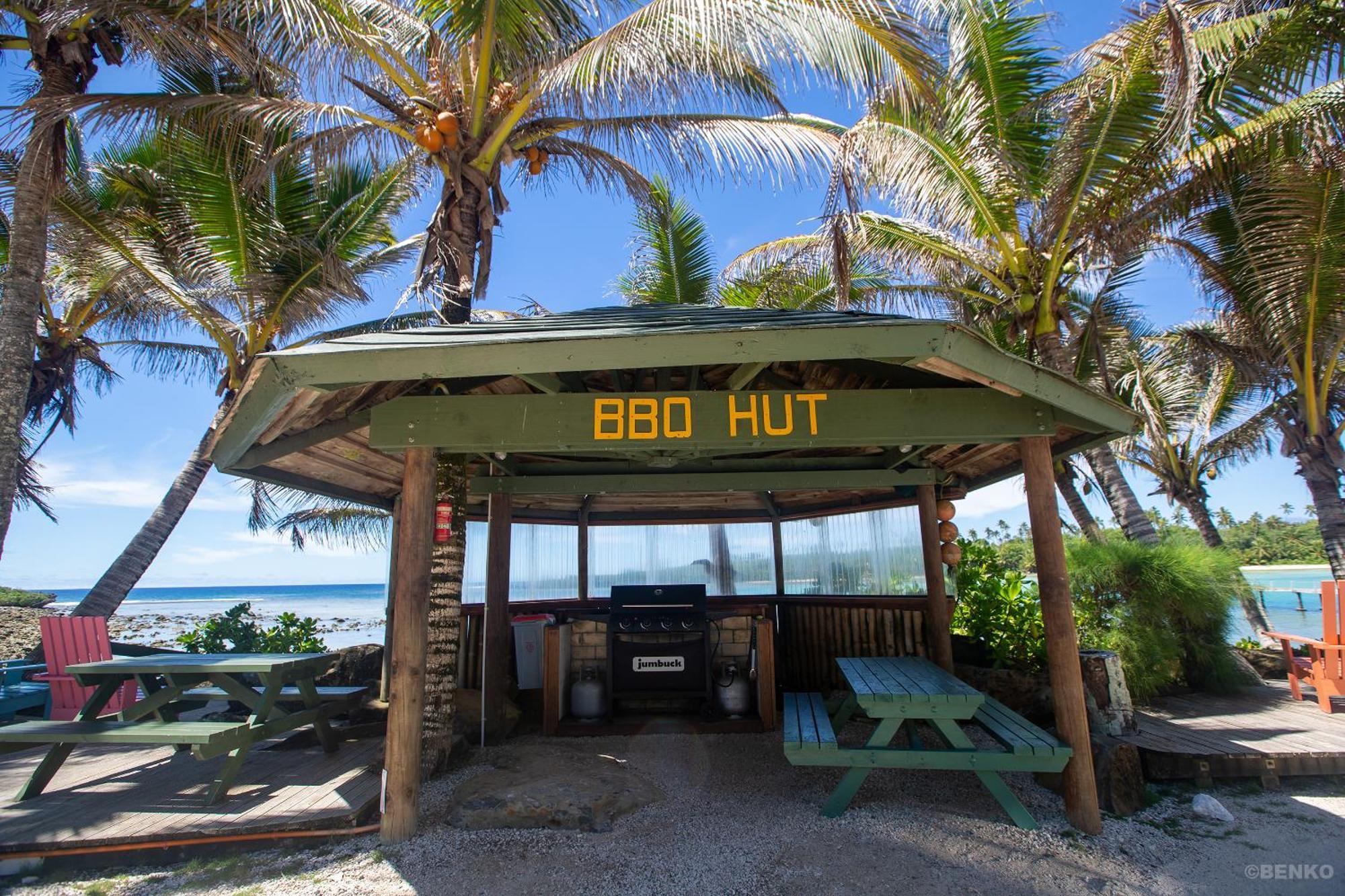 Avana Waterfront Apartments Rarotonga Buitenkant foto