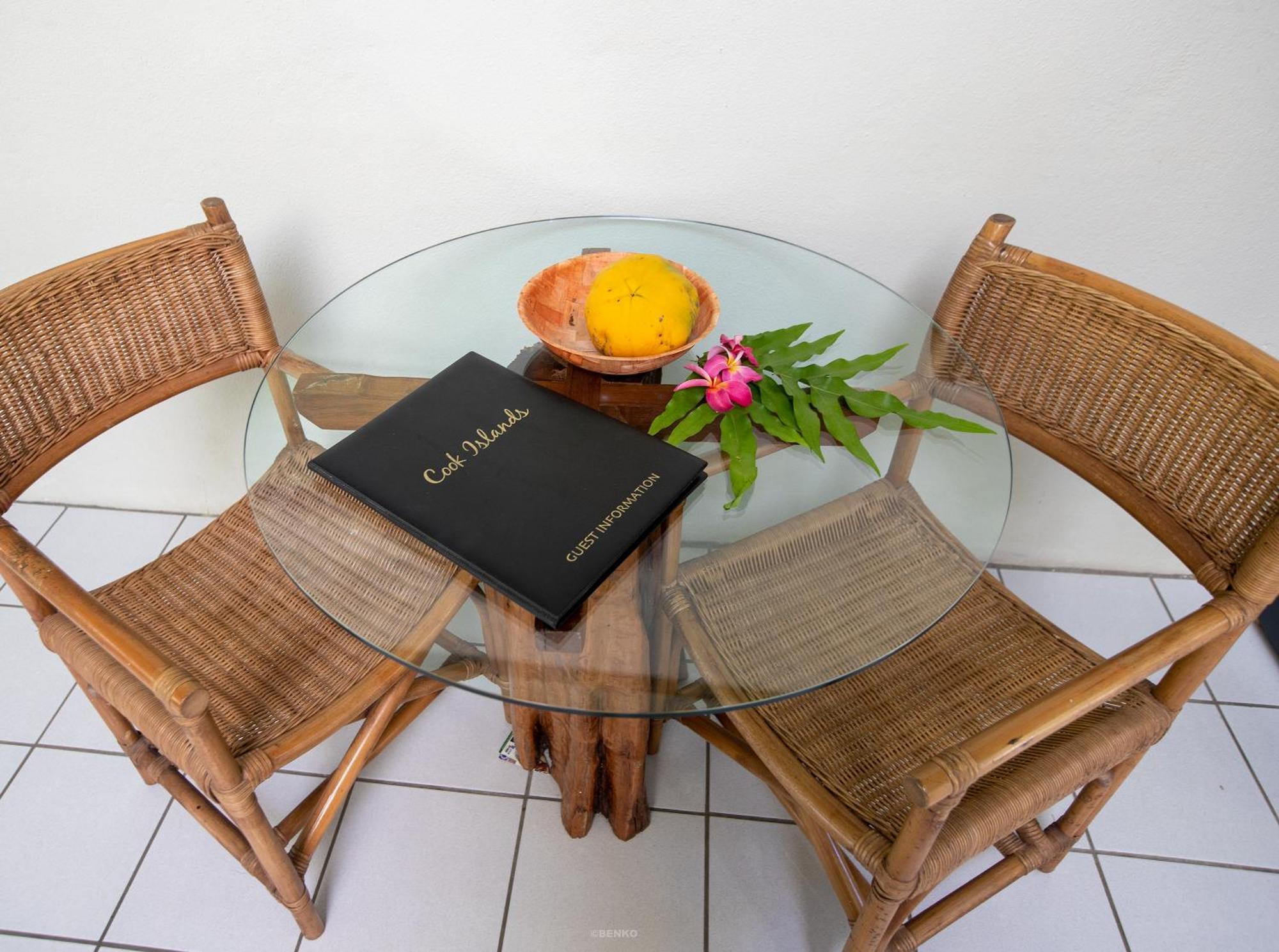 Avana Waterfront Apartments Rarotonga Buitenkant foto