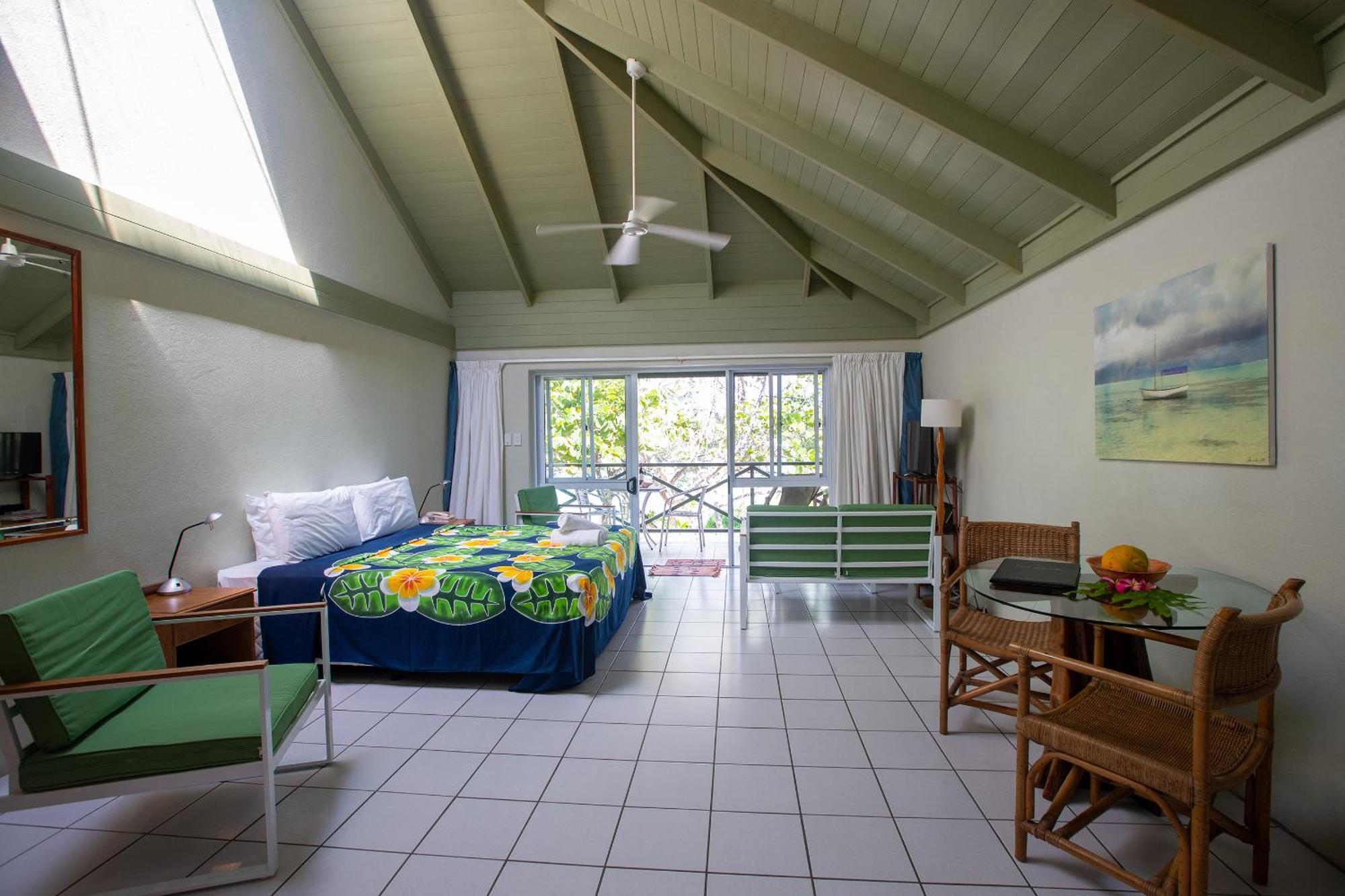Avana Waterfront Apartments Rarotonga Buitenkant foto